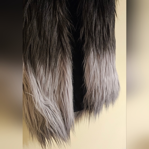 faux fur vest ombre XS - Picture 2 of 8